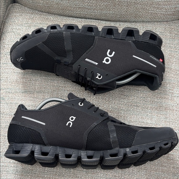 On Cloud Cloud 5 Waterproof Black Running Shoes Sneakers Mens size 13 - Picture 6 of 8